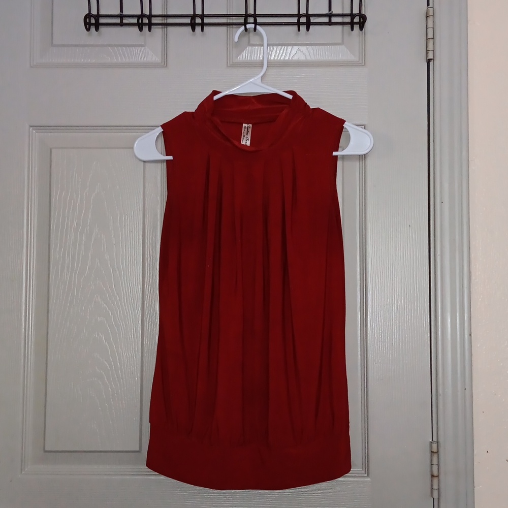 Sleeveless Blouse❤️